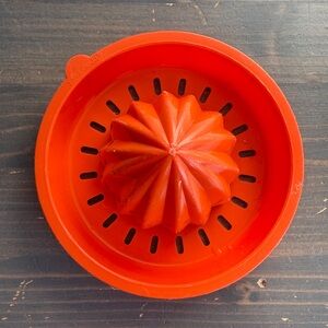 Vintage Tupperware citrus juicer